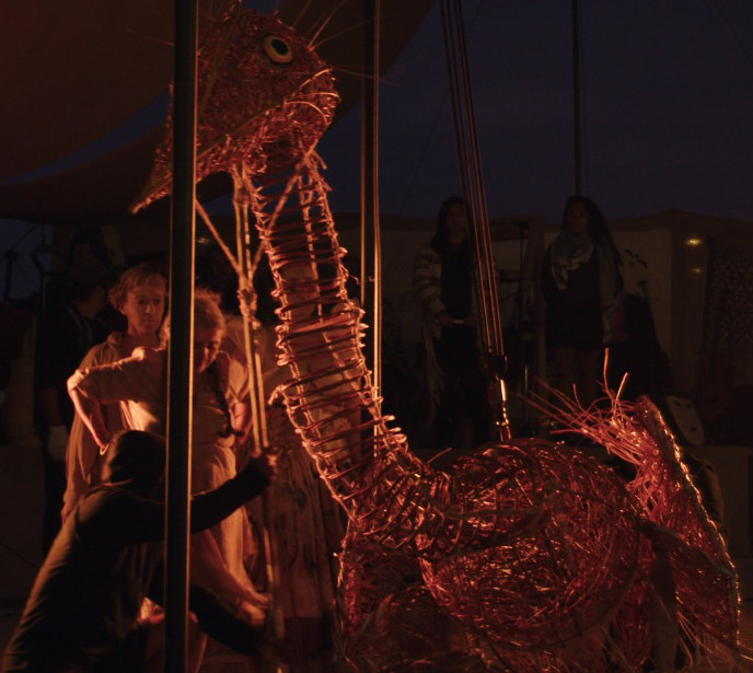 Día del artesano y artesana: El vuelo de la garza, un viaje de artesanía, circo, teatro, música y creación